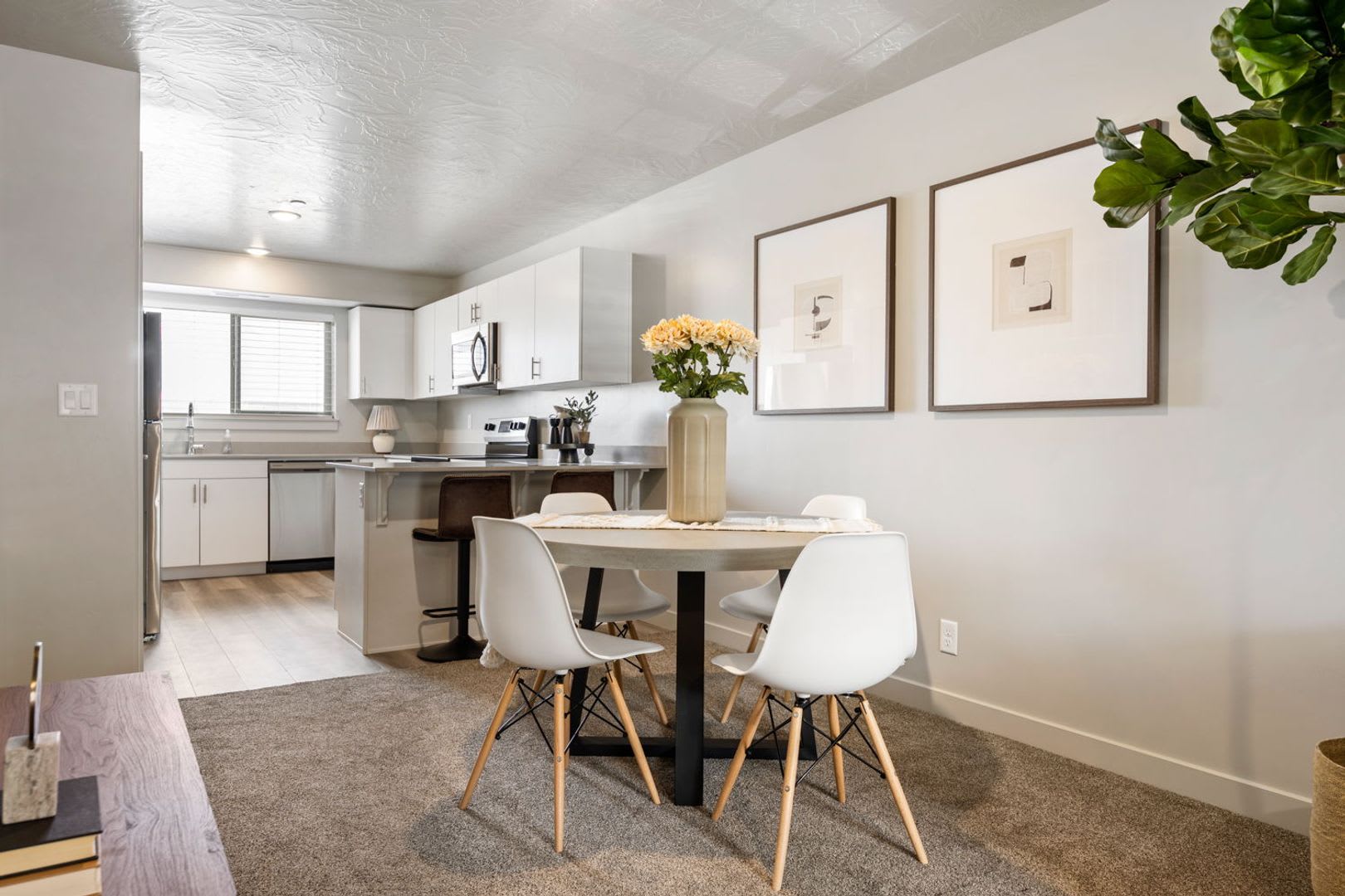 This is a beautiful, 2 bed 1 bath is located in Springville – photo 1 of 14