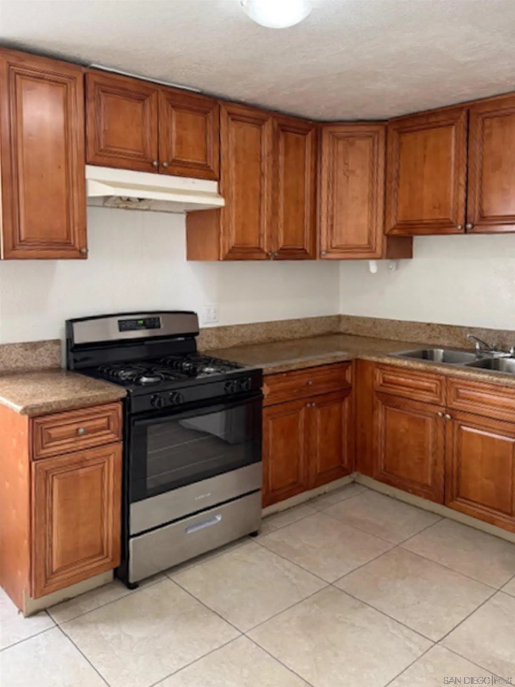 1161 13th St – photo 1