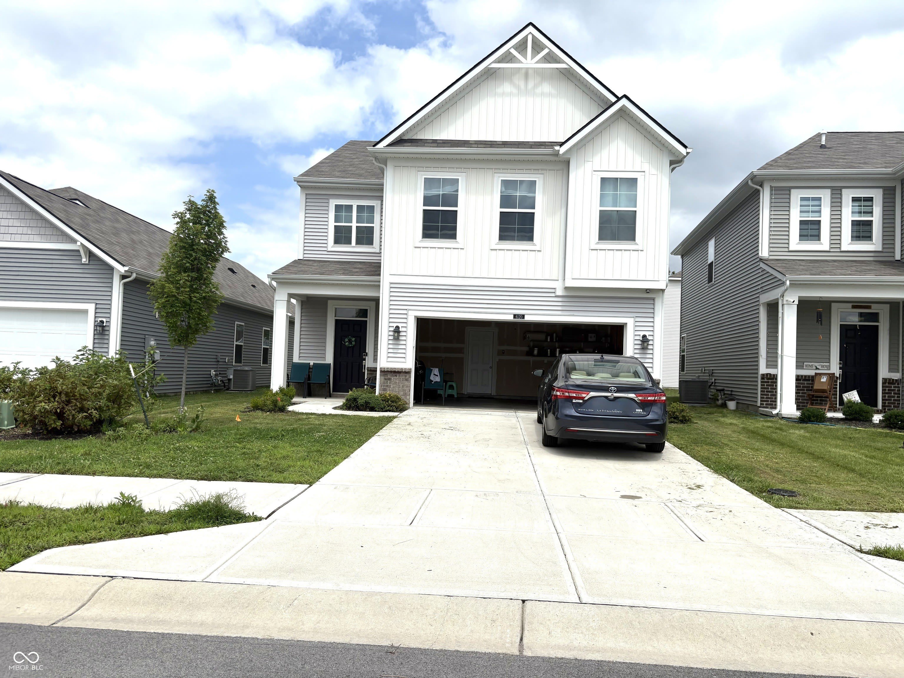 6120 Medina Spirit Drive – photo 1