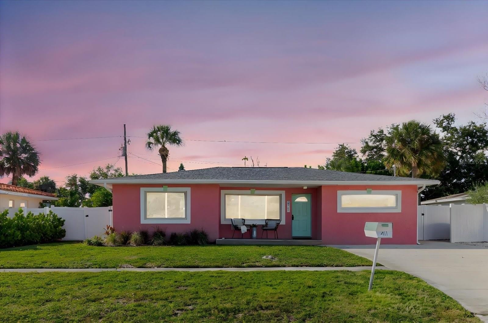 411 87TH Avenue – photo 1