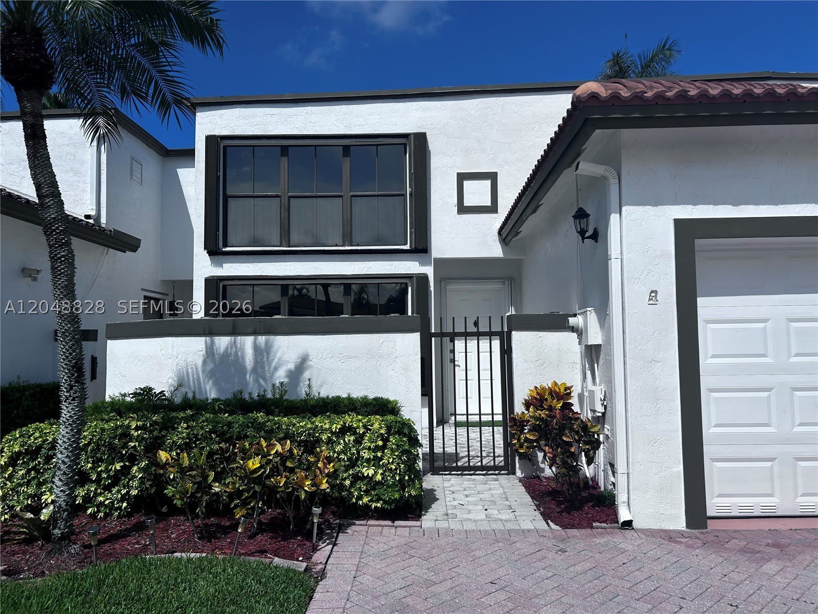 786 Sw 158Th Way – photo 1
