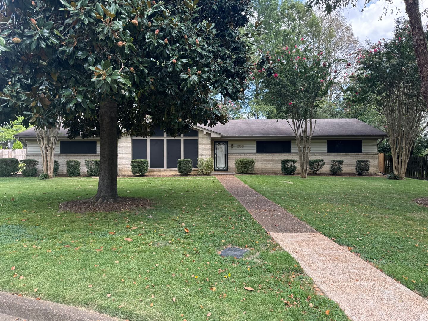 CHARMING GERMANTOWN HOME – photo 1 of 27