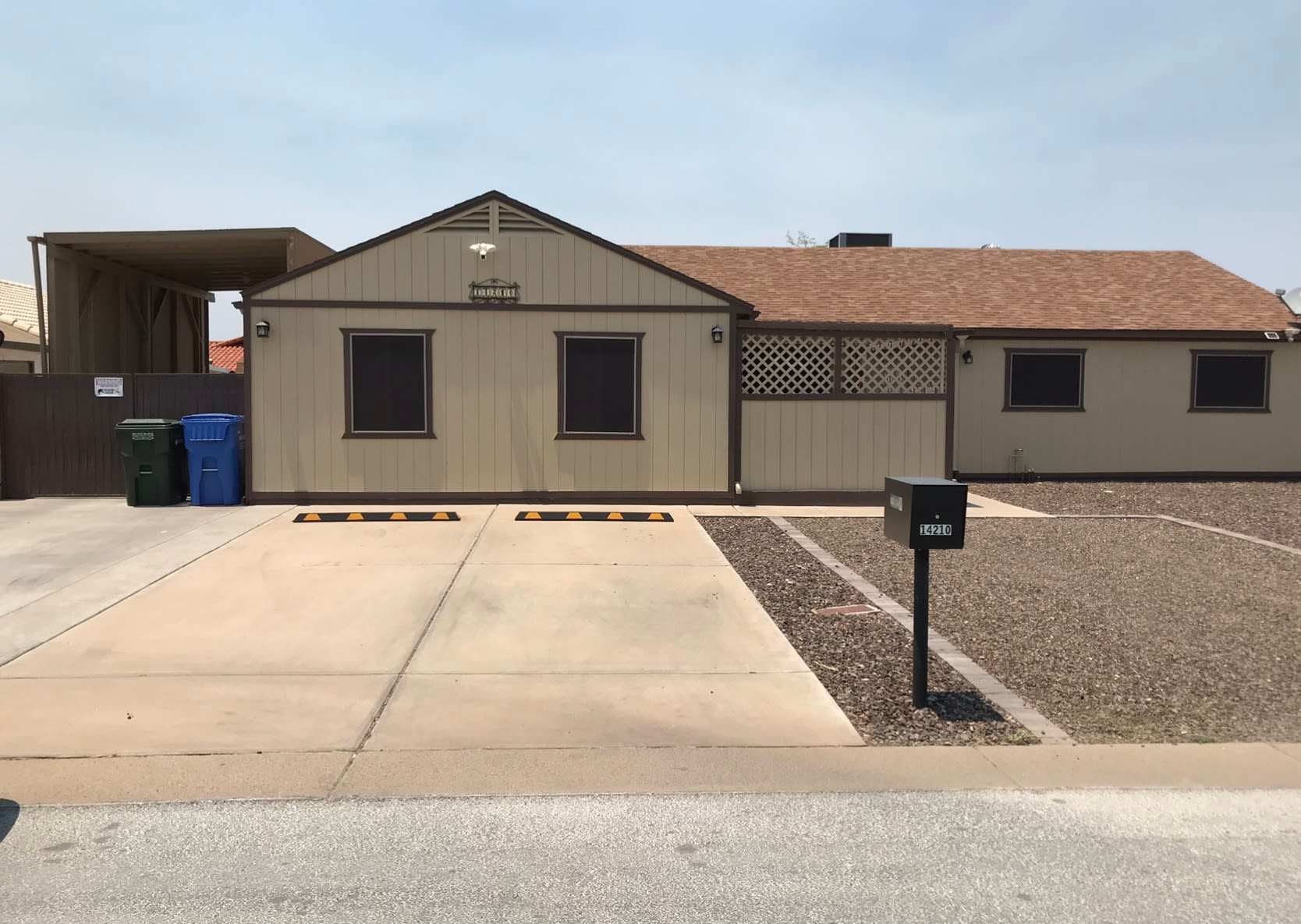 14210 North 45th Drive – photo 1