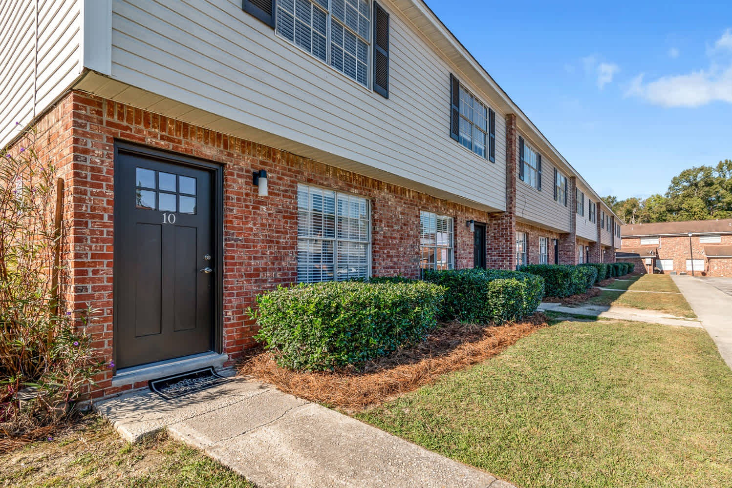 Summerville Apartments – photo 1 of 15