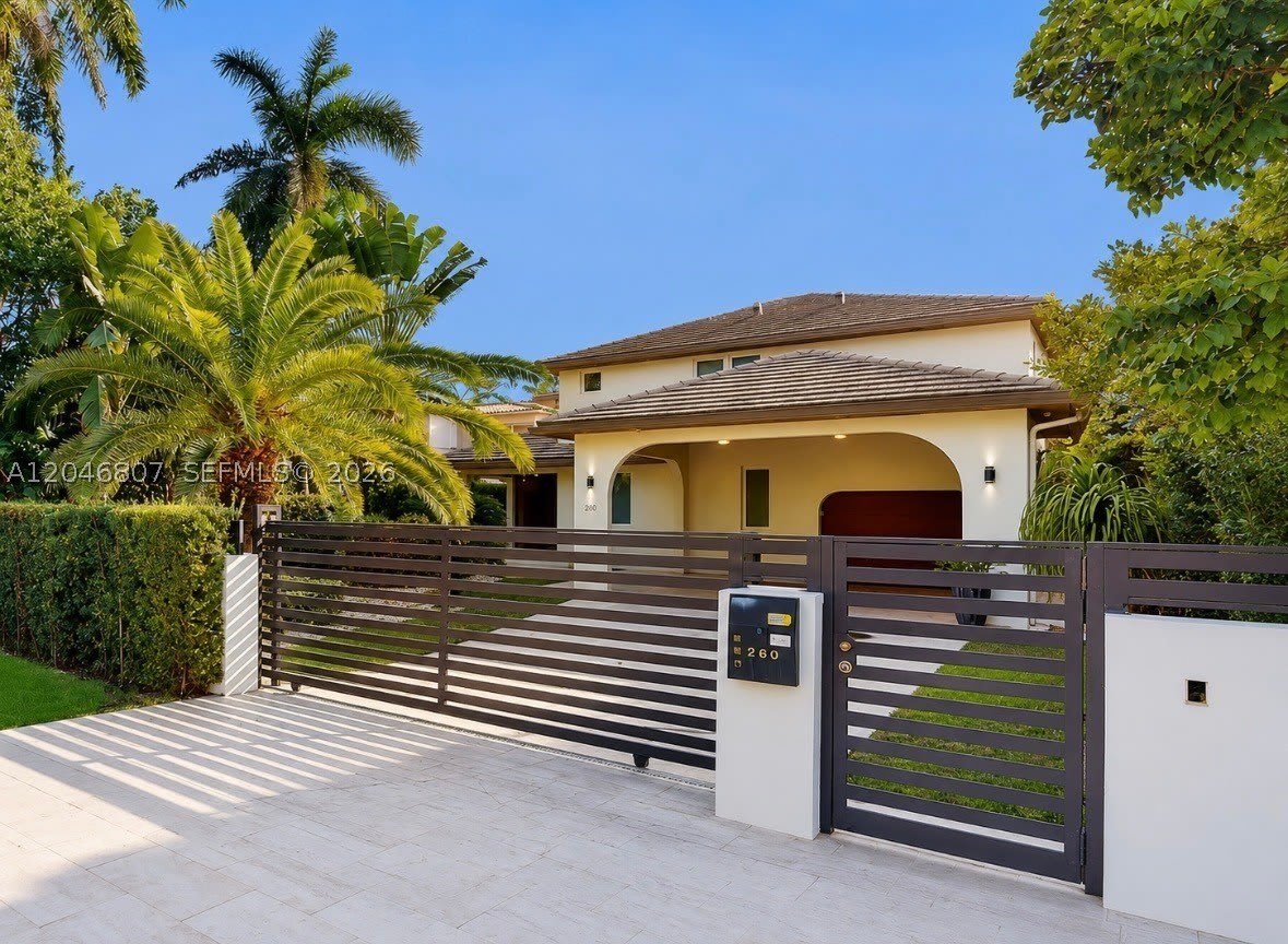 260 S Coconut Ln – photo 1
