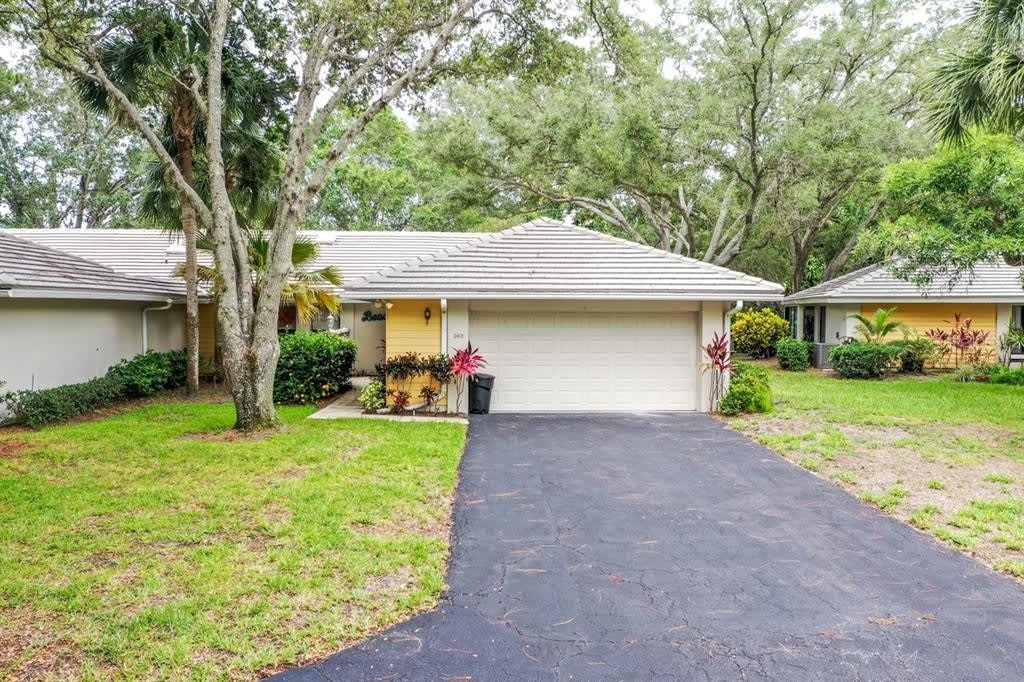 243 SOUTHAMPTON Lane – photo 1