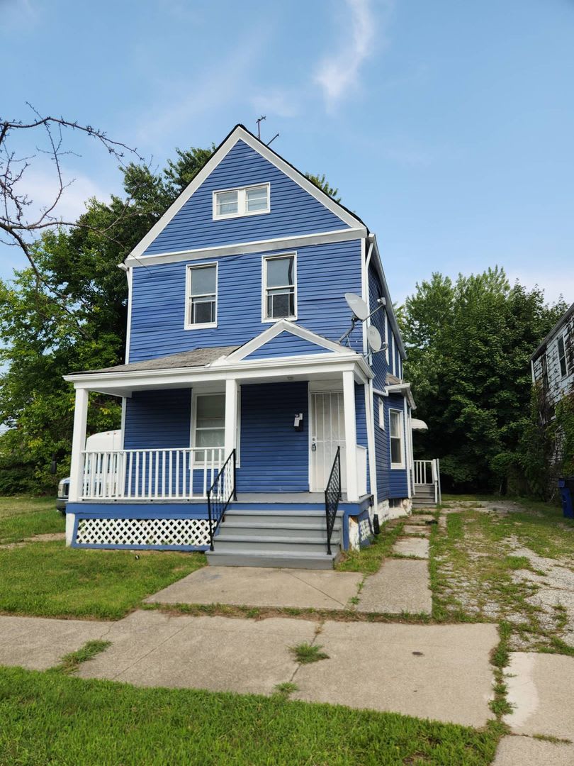 3-Beds Single Family House in Prime Location – photo 1