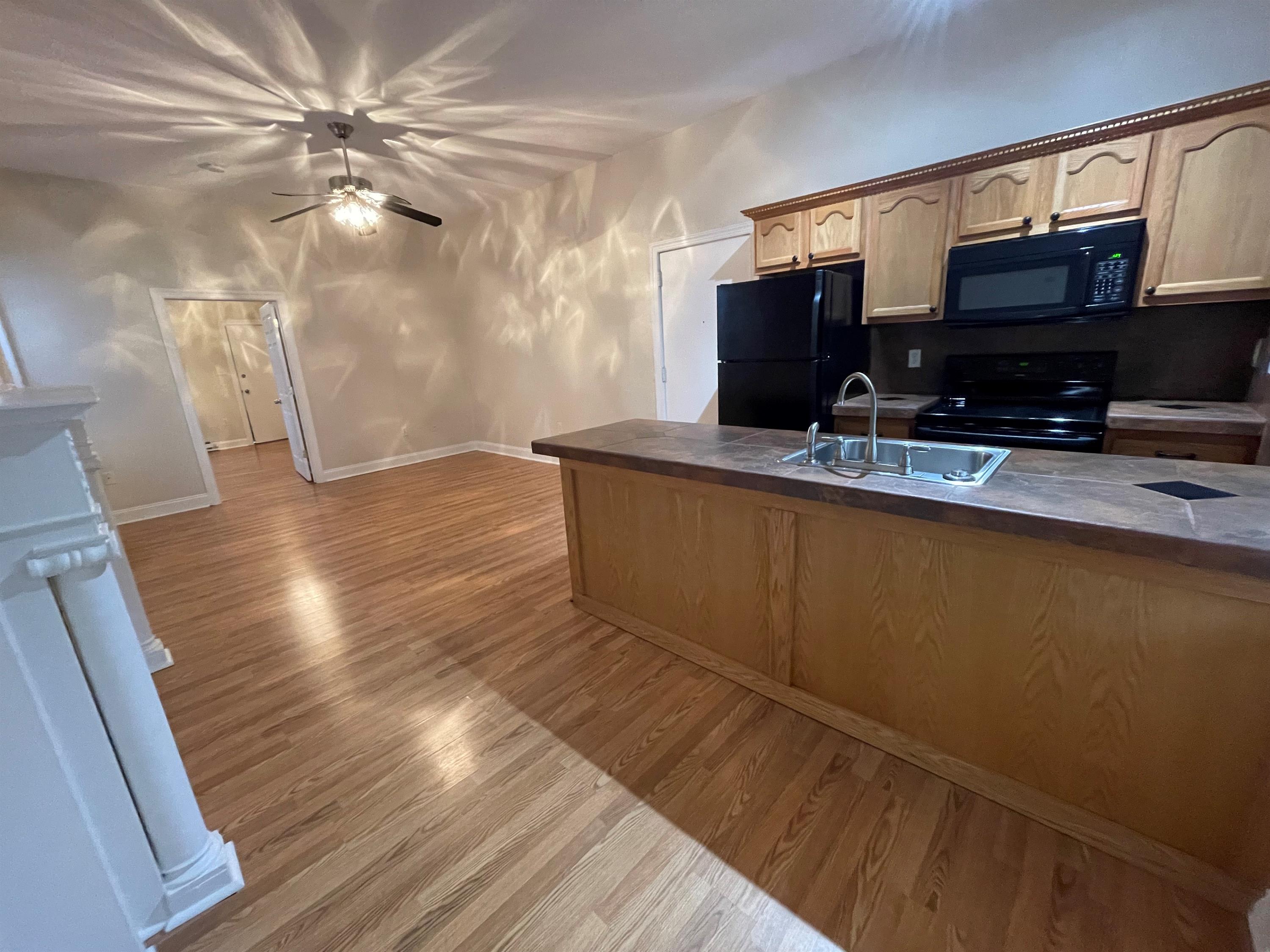 219 S Fairmount St Apt 1 – photo 1