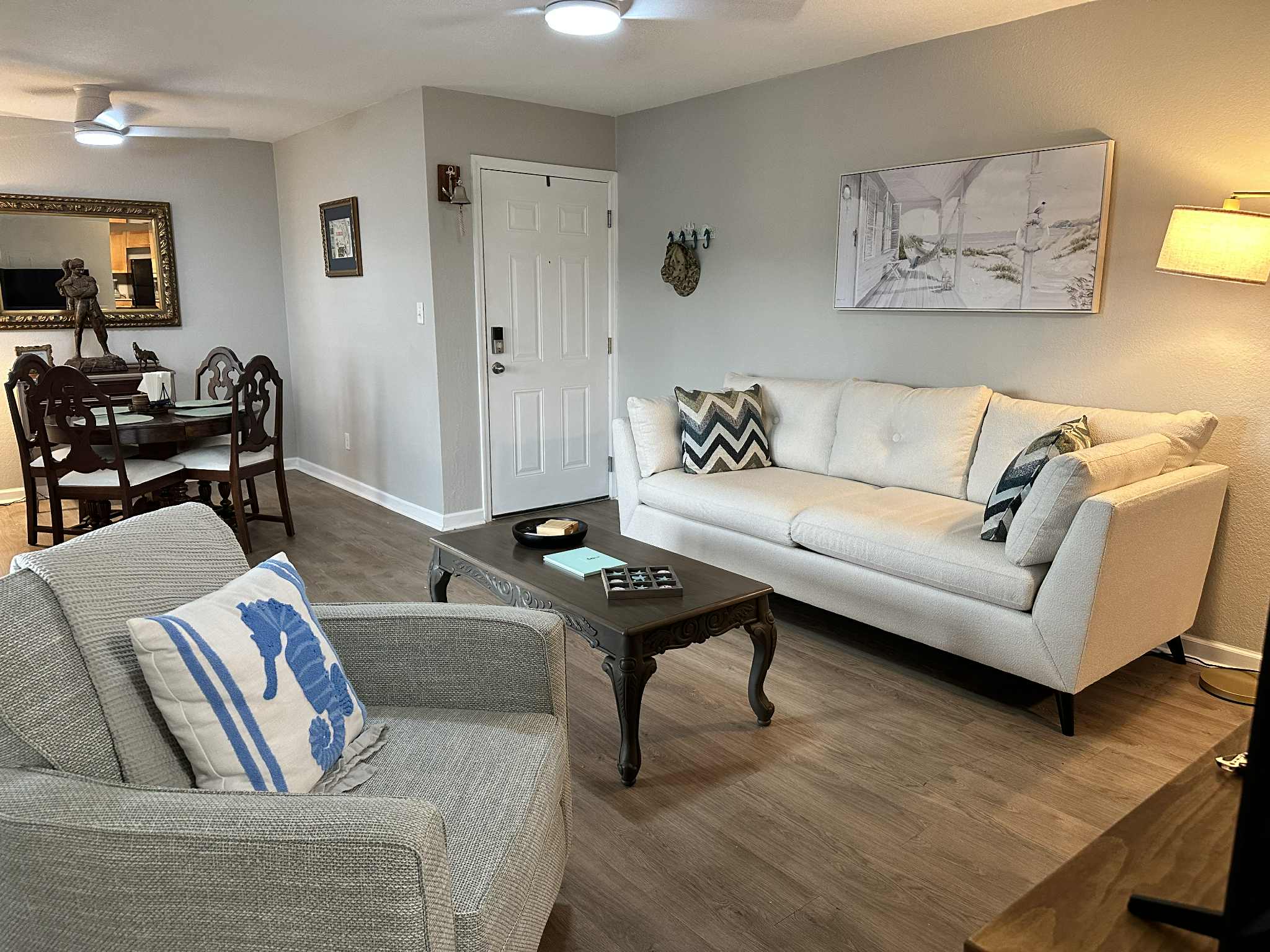 239 Seahorse Dr SE – photo 1
