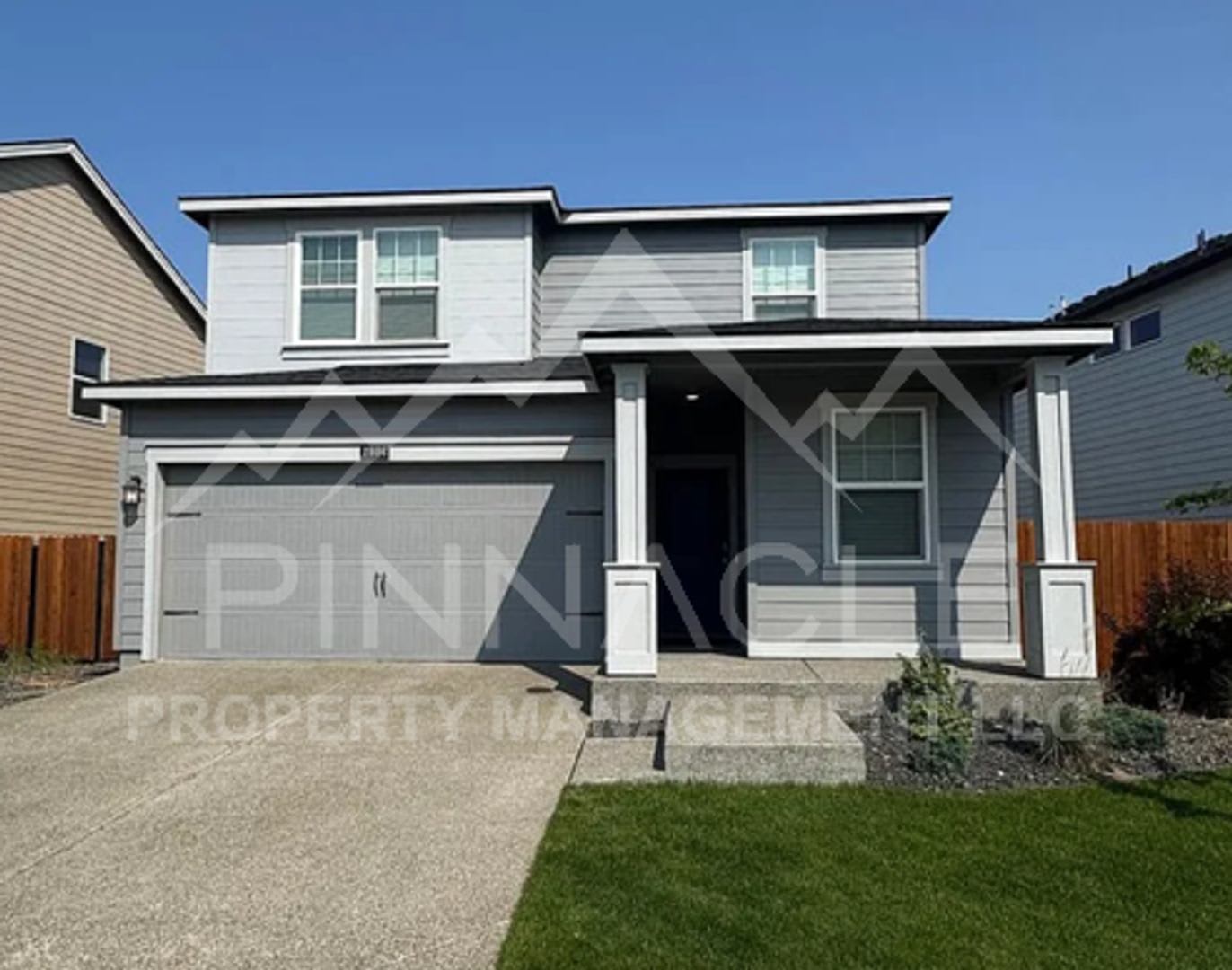 Stylish 4 bed/2.5 bath house – photo 1 of 20