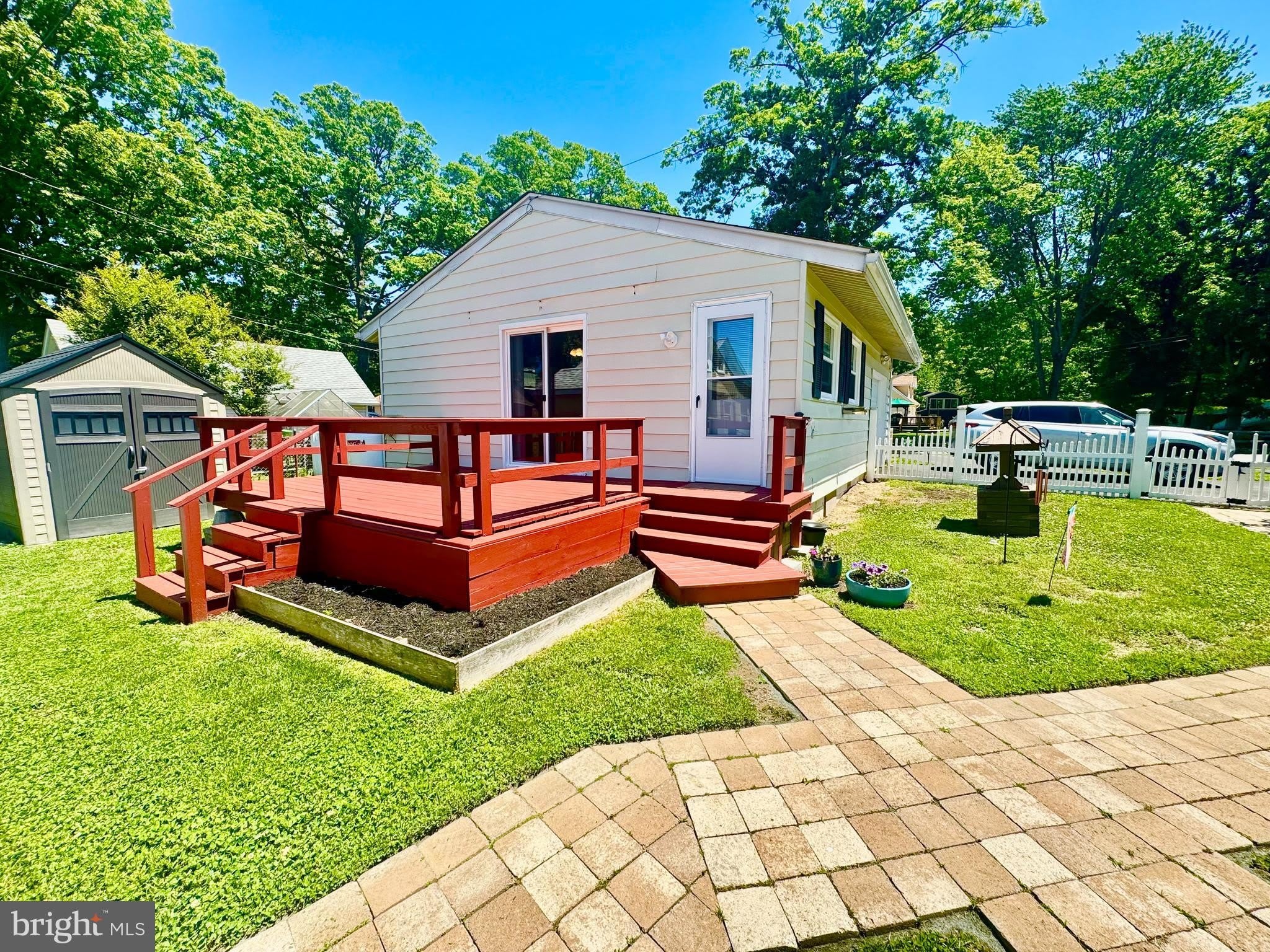 4740 FREDERICK Avenue – photo 1 of 23