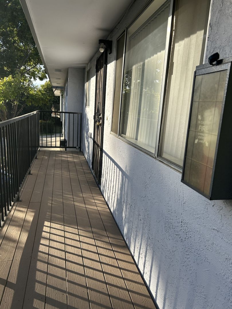 Hillsdale Oaks Condo – photo 1 of 10