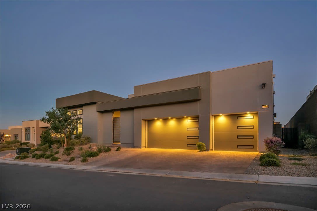 10935 Rossa Peak Avenue – photo 1