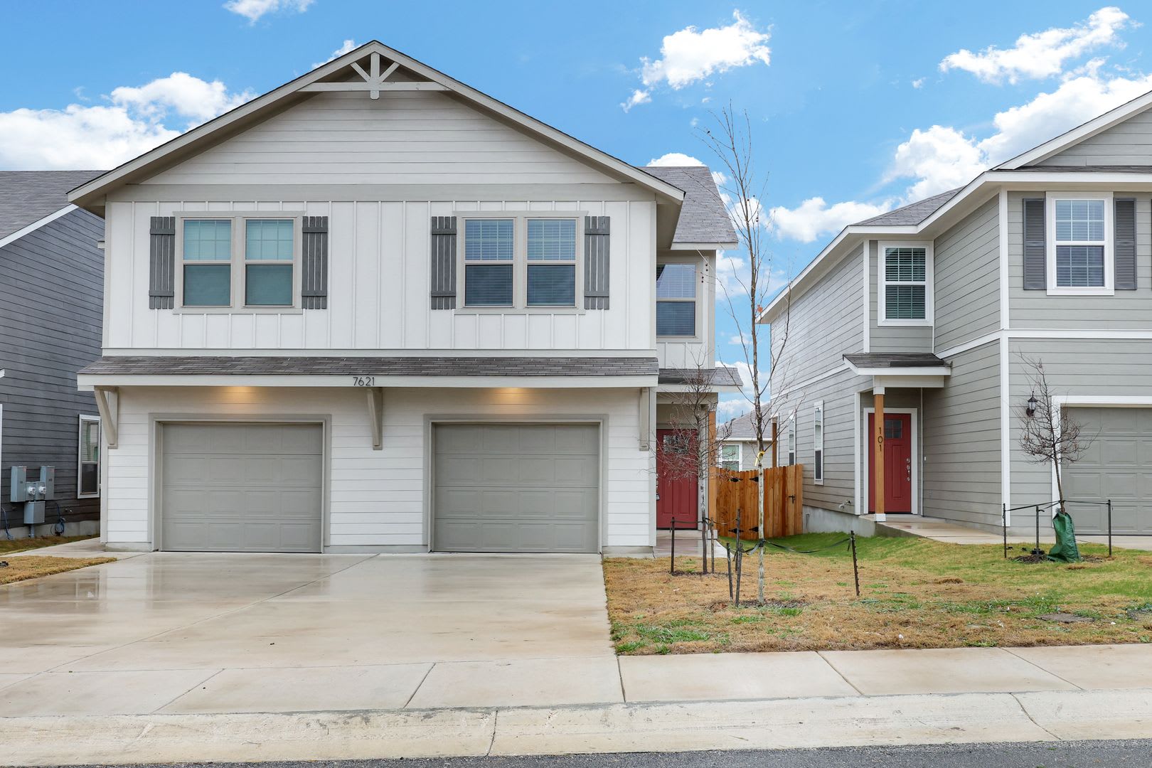 Beautifully Designed Townhome with Upscale Finishes – photo 1