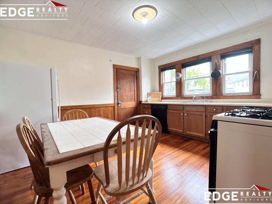 41 Hobart St. – photo 1