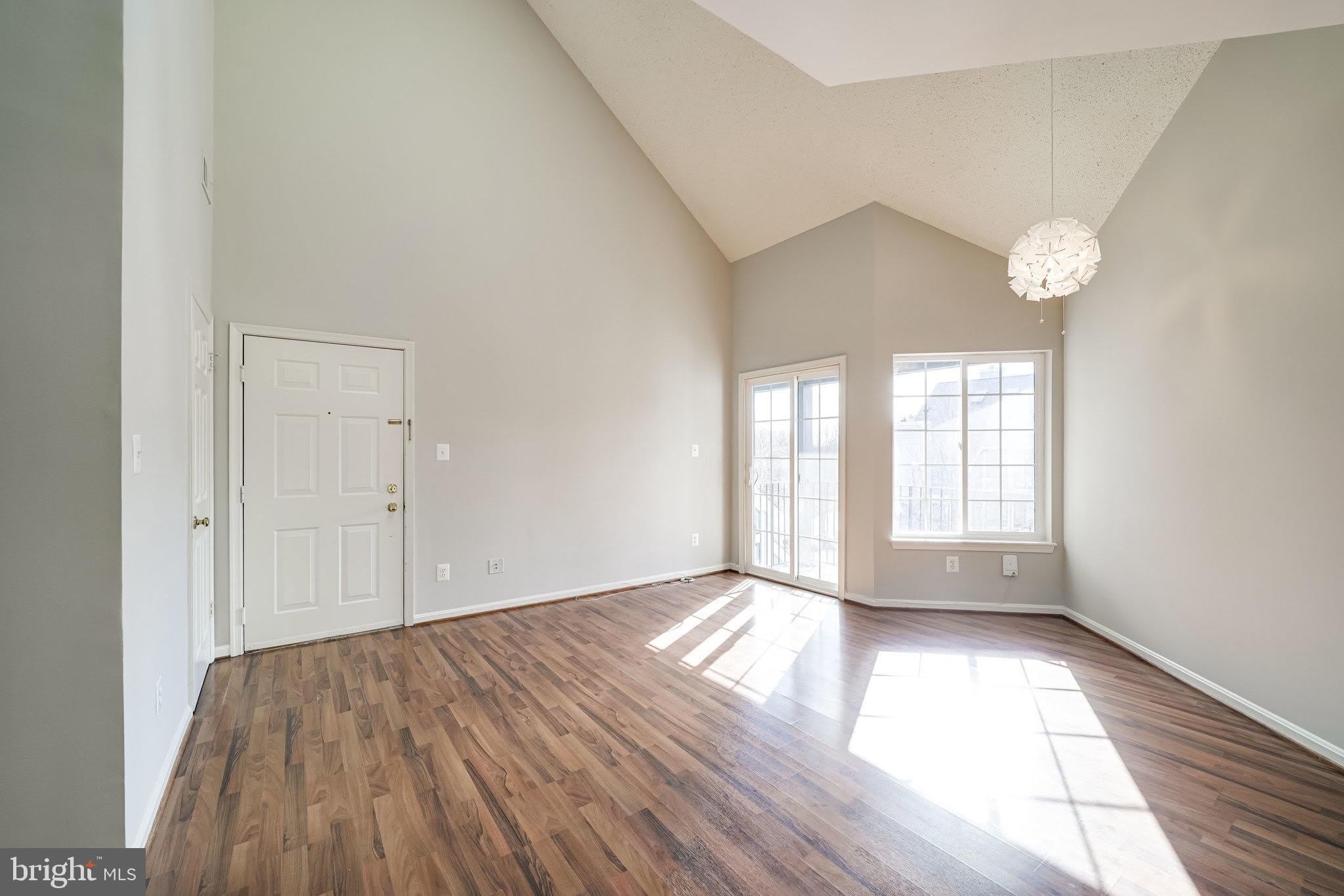 7012 IRWELL Lane – photo 1 of 33