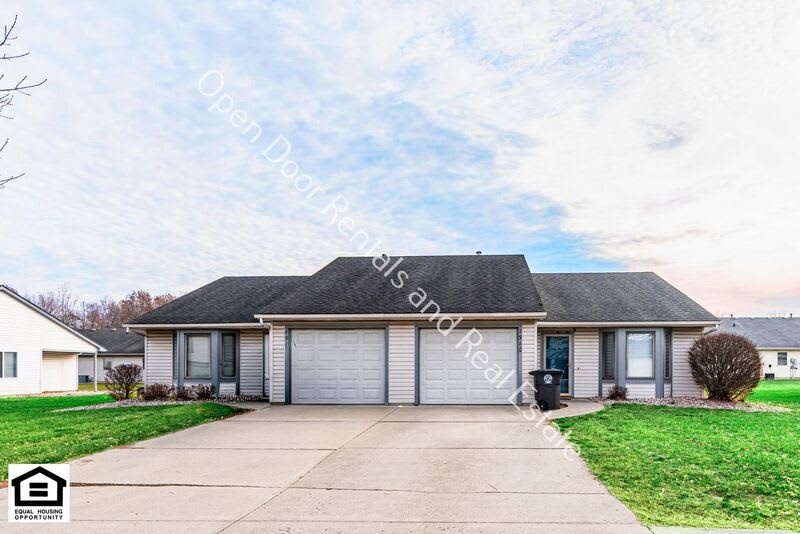 1512 Fieldstone Dr. – photo 1 of 3