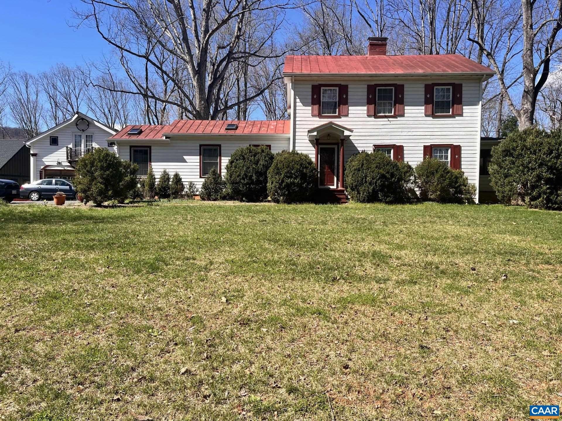 954 OLD LYNCHBURG RD – photo 1 of 44