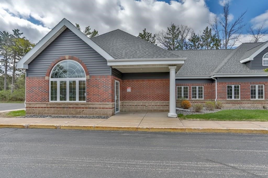 2926 POST ROAD – photo 1 of 34