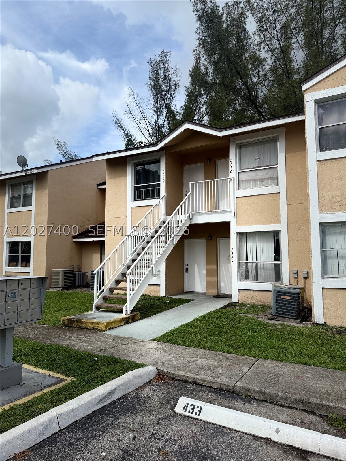 2272 SW 81st Ave – photo 1