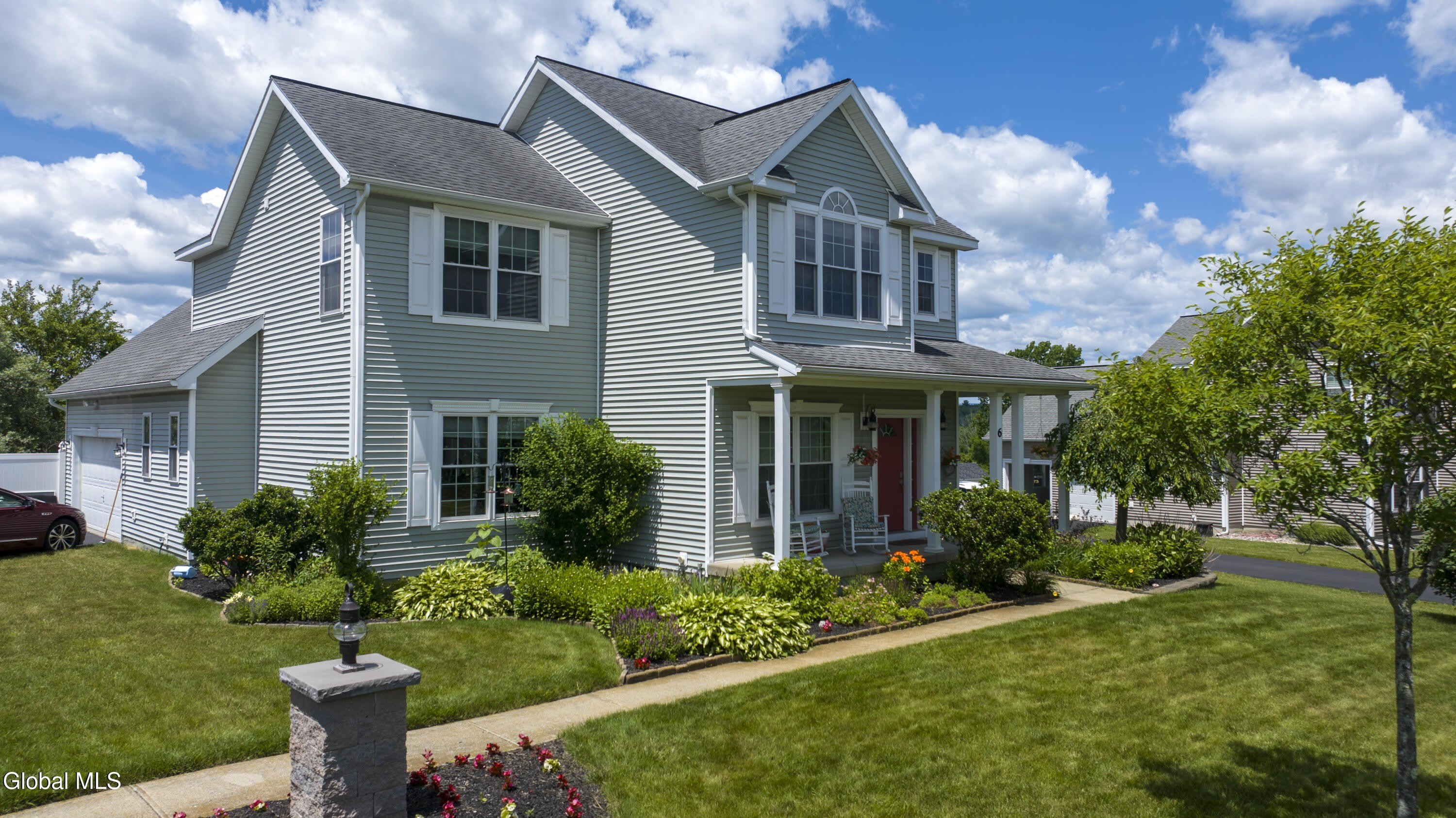 6 Damascus Way – photo 1 of 44