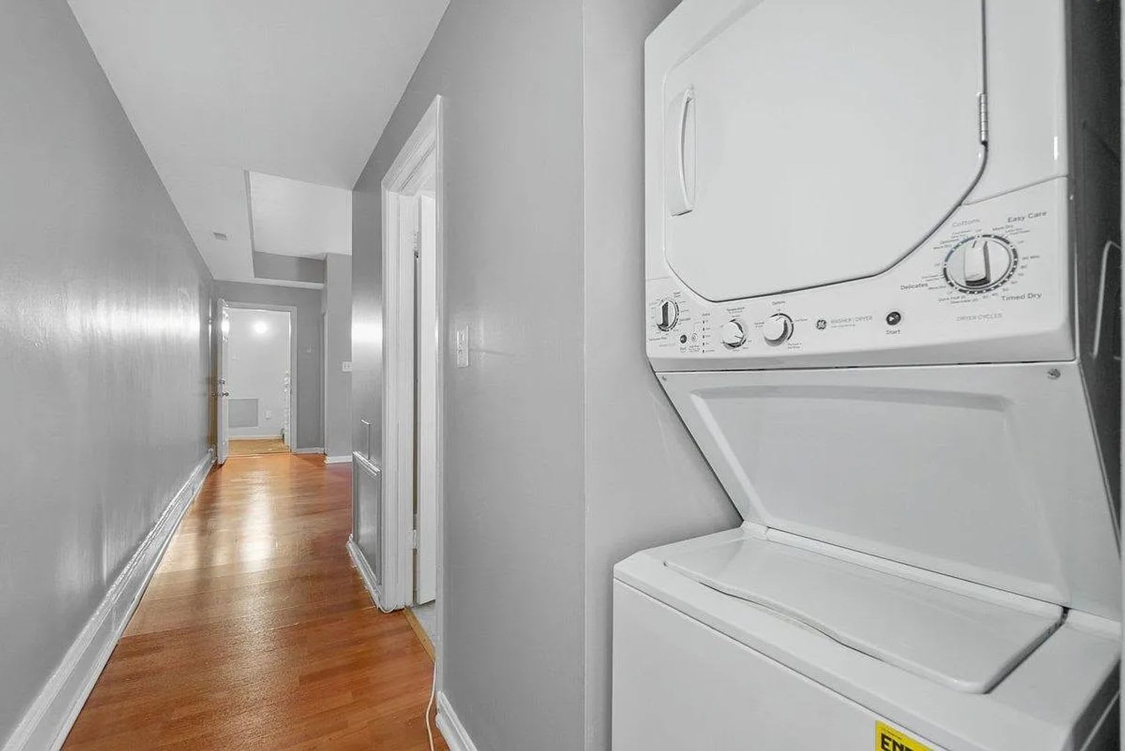 22 W 25th St – photo 1