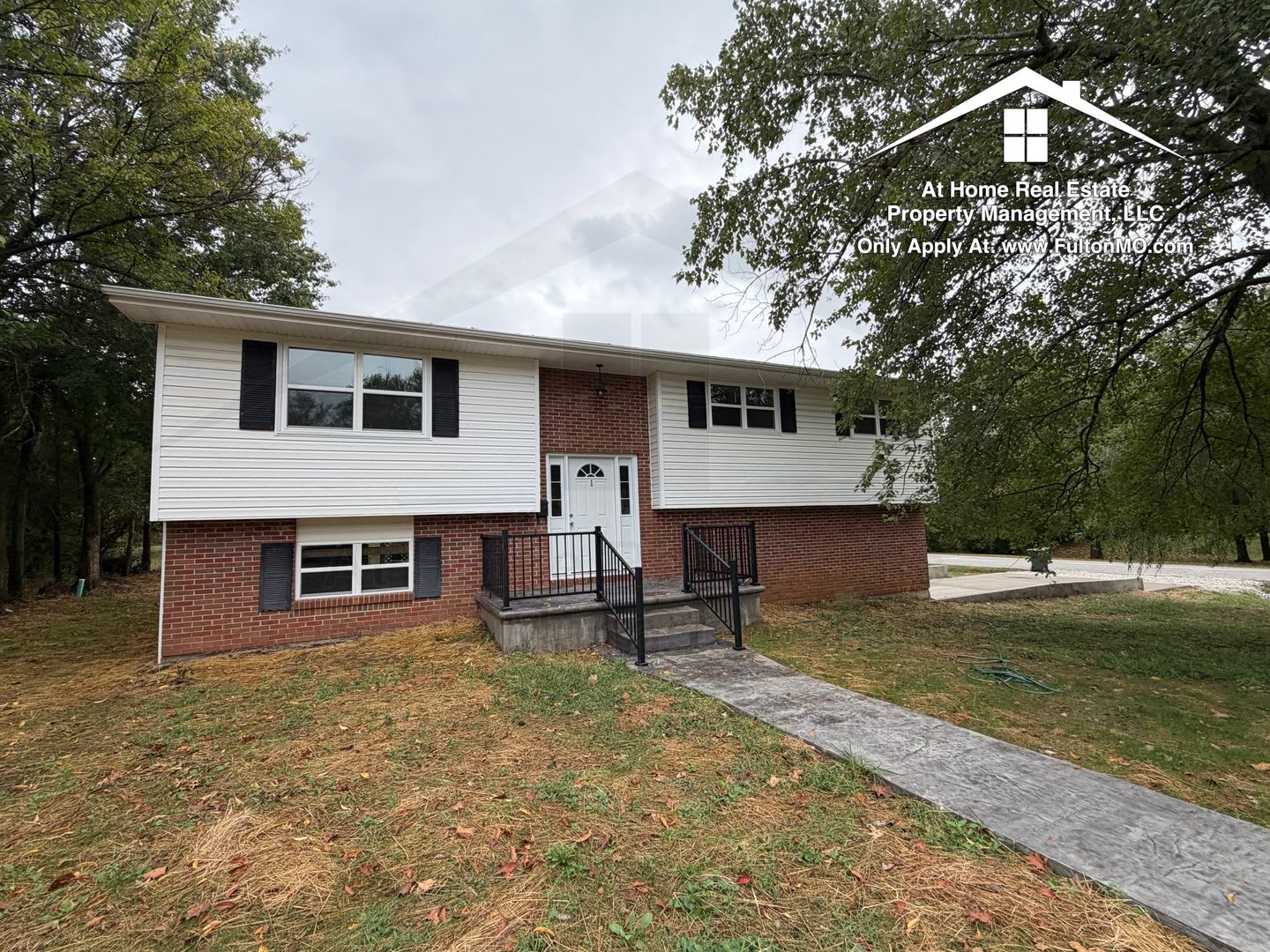 1 Locust Lane Fulton Mo 65251 – photo 1 of 39