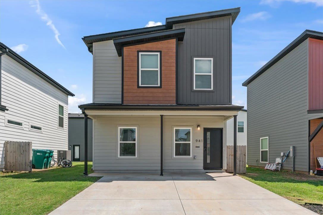 941 Ventnor – photo 1