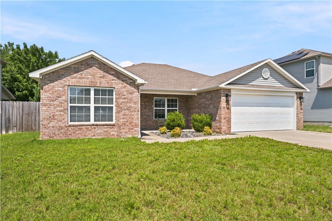802 SW Green World Street – photo 1