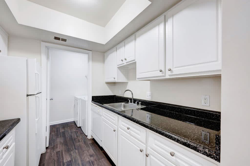 Brookside View – photo 1