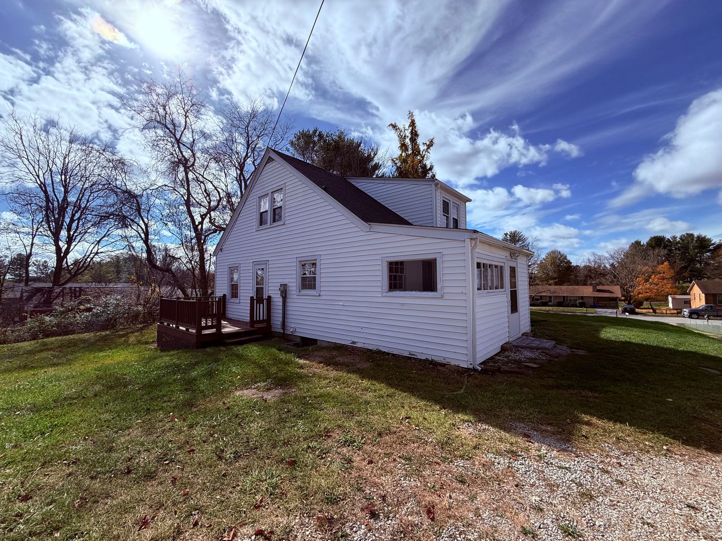 4 Bedroom, 1 Bath House – photo 1