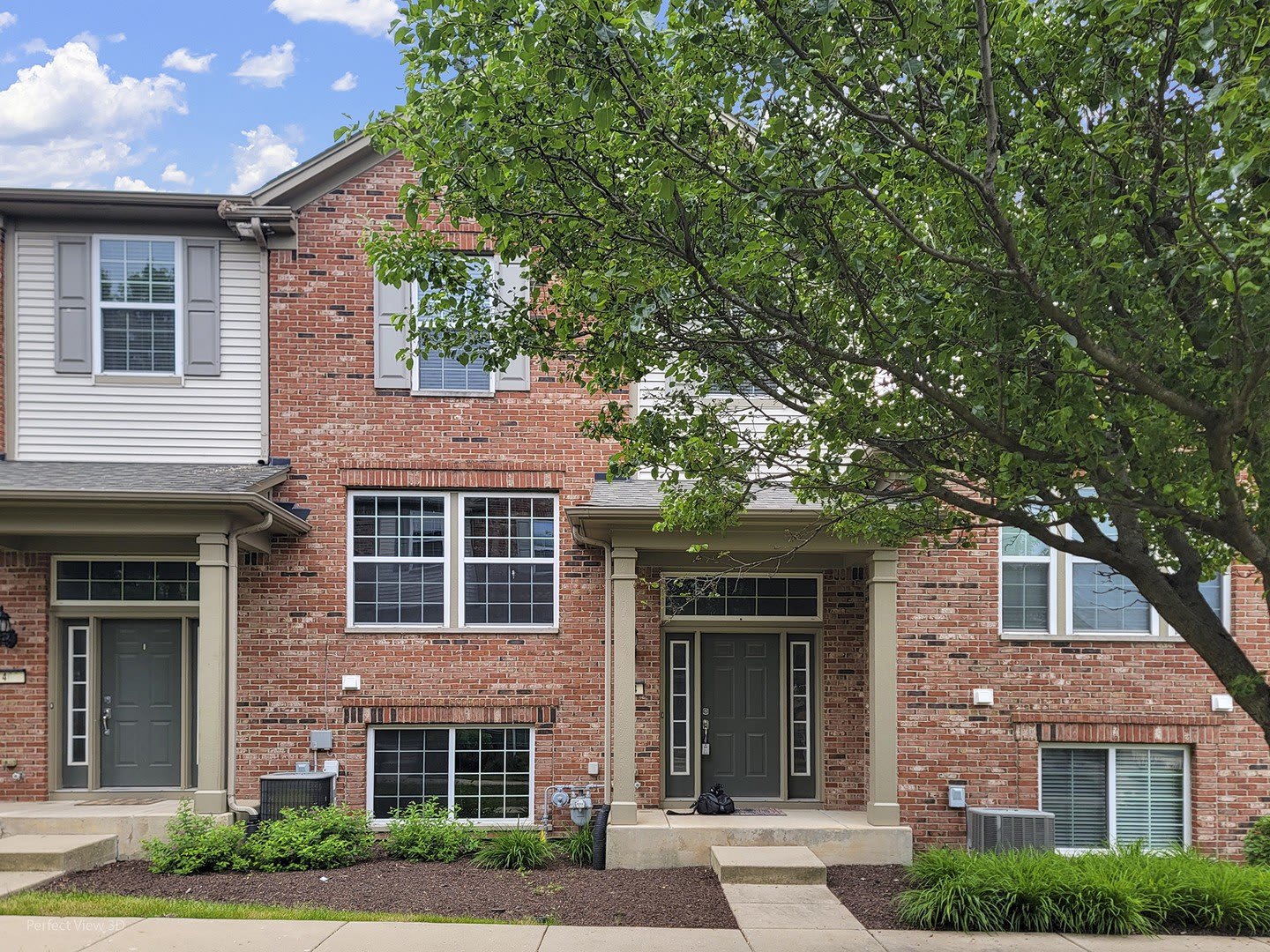 464 Valentine Way – photo 1 of 25