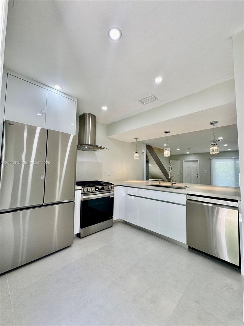 7342 Gary Avenue, Miami Beach, FL 33141 – photo 1