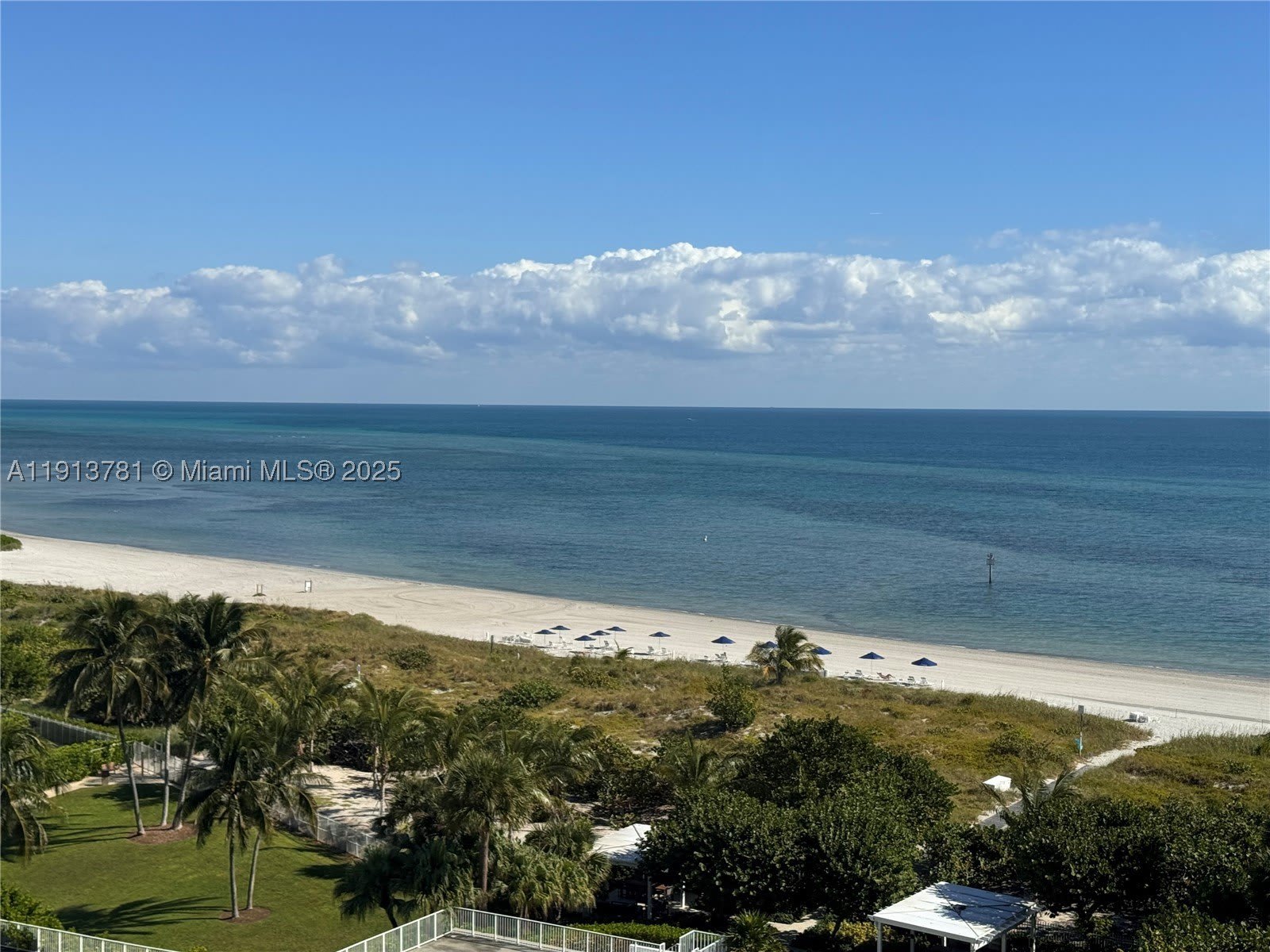 200 Ocean Lane Dr – photo 1