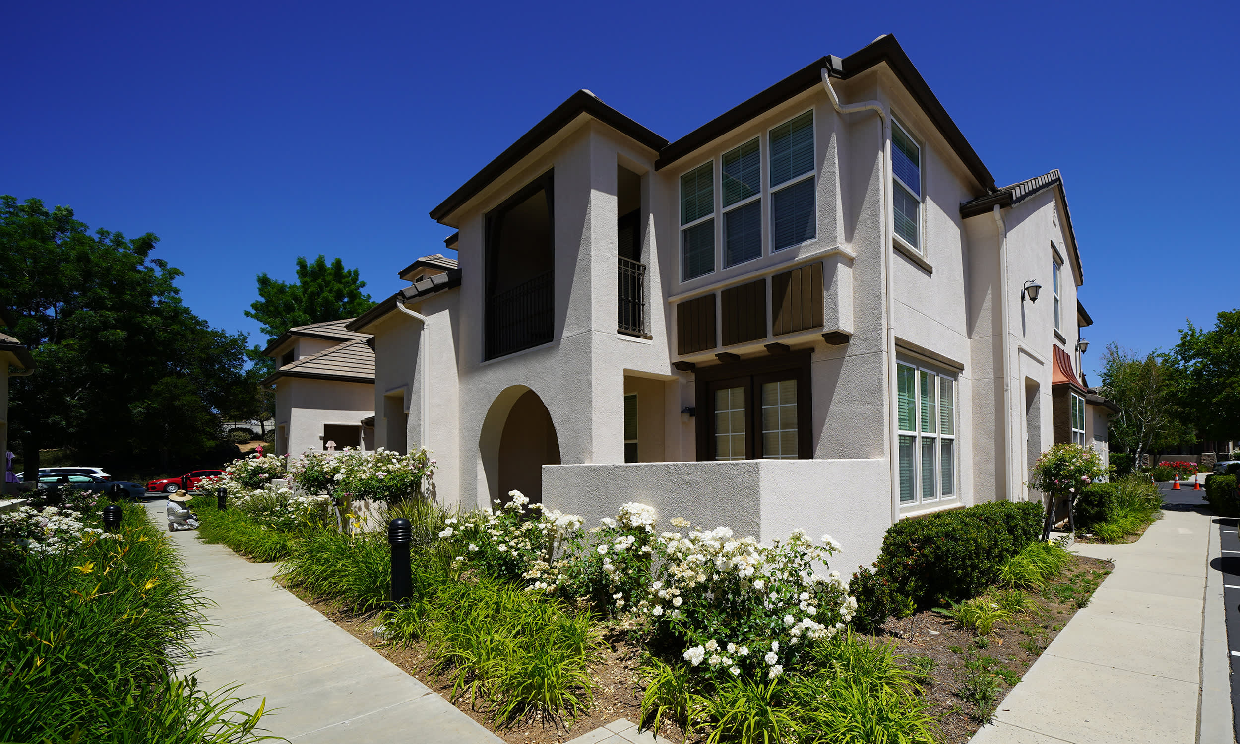28635 North Pietro Drive 1 – photo 1 of 201