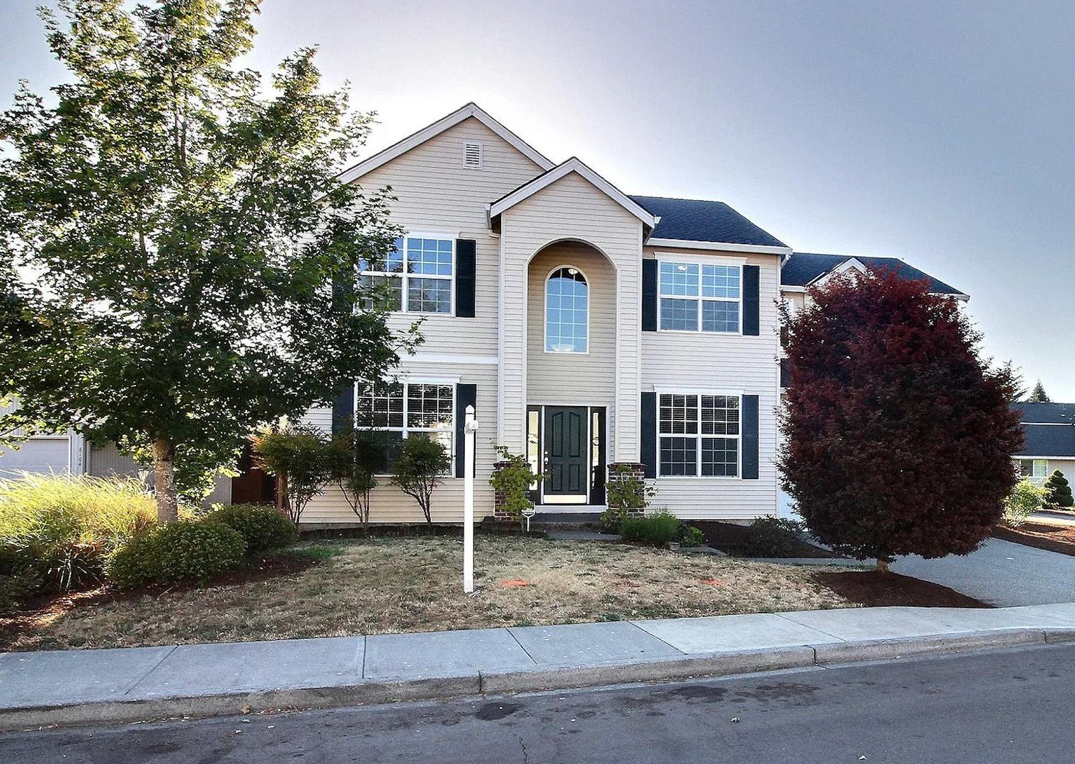 3BR/3BA Two-Story Home w/ 2 Bonus Rooms, Garage, &amp; Fenced Yard – photo 1 of 33