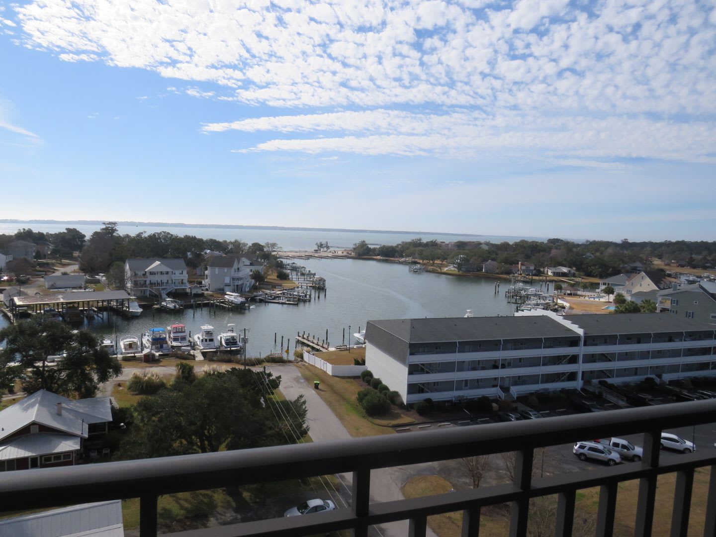 Harborside Club at 701 – photo 1 of 20