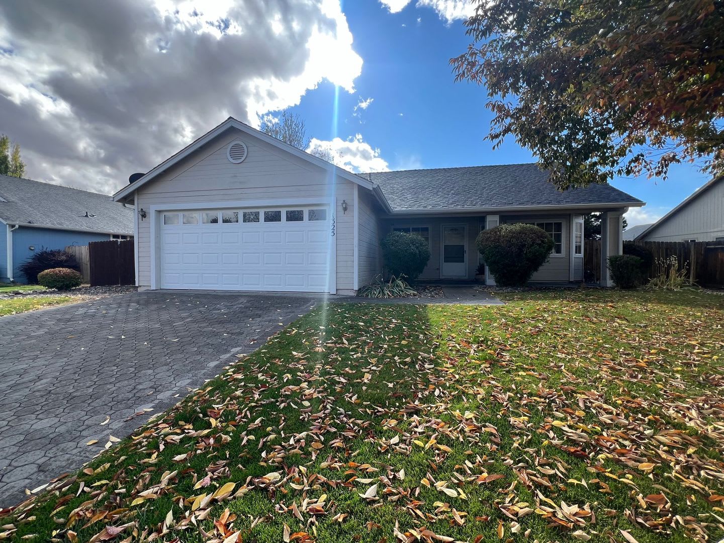 Charming 3/2/2 Home in Gardnerville *MUST SEE* – photo 1 of 18