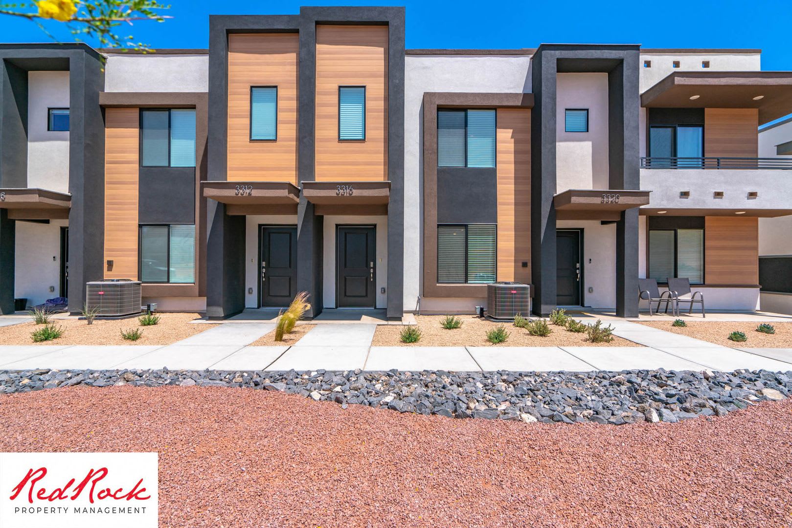 Attractive 3 bedroom townhome – photo 1 of 82