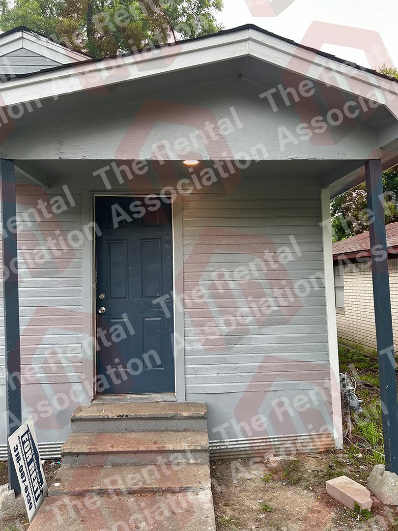 3008 Church Street – photo 1 of 9