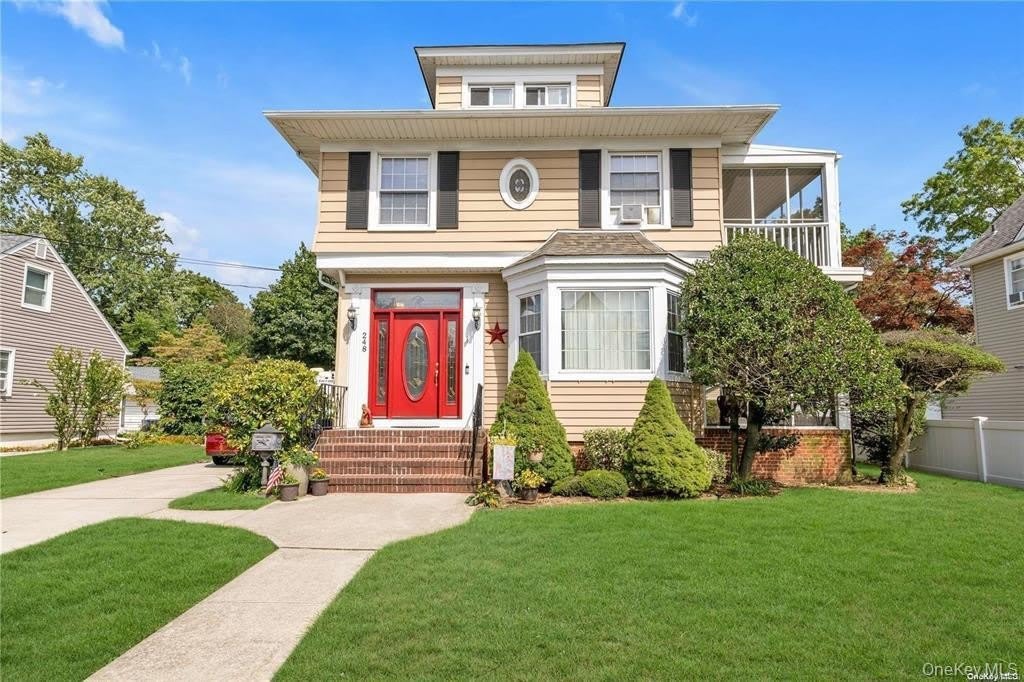 248 Denton Avenue – photo 1 of 40