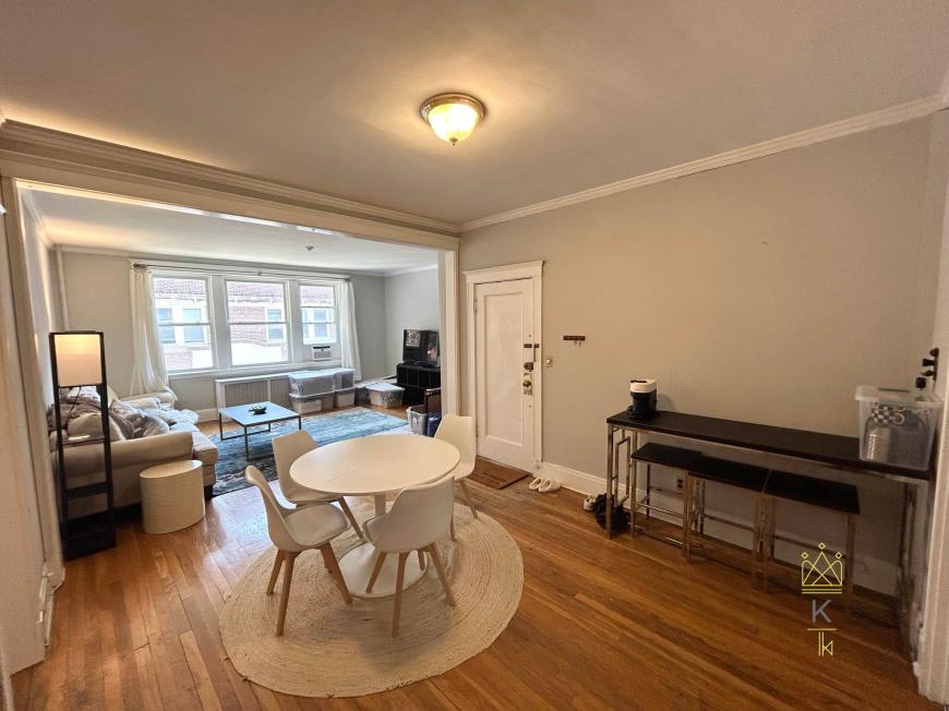 42 Longwood Ave. – photo 1