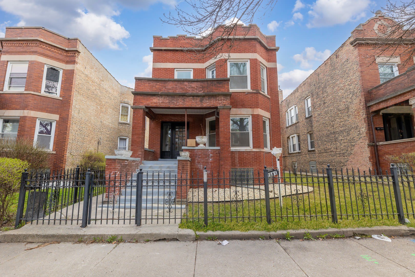 7645 S Morgan Street – photo 1