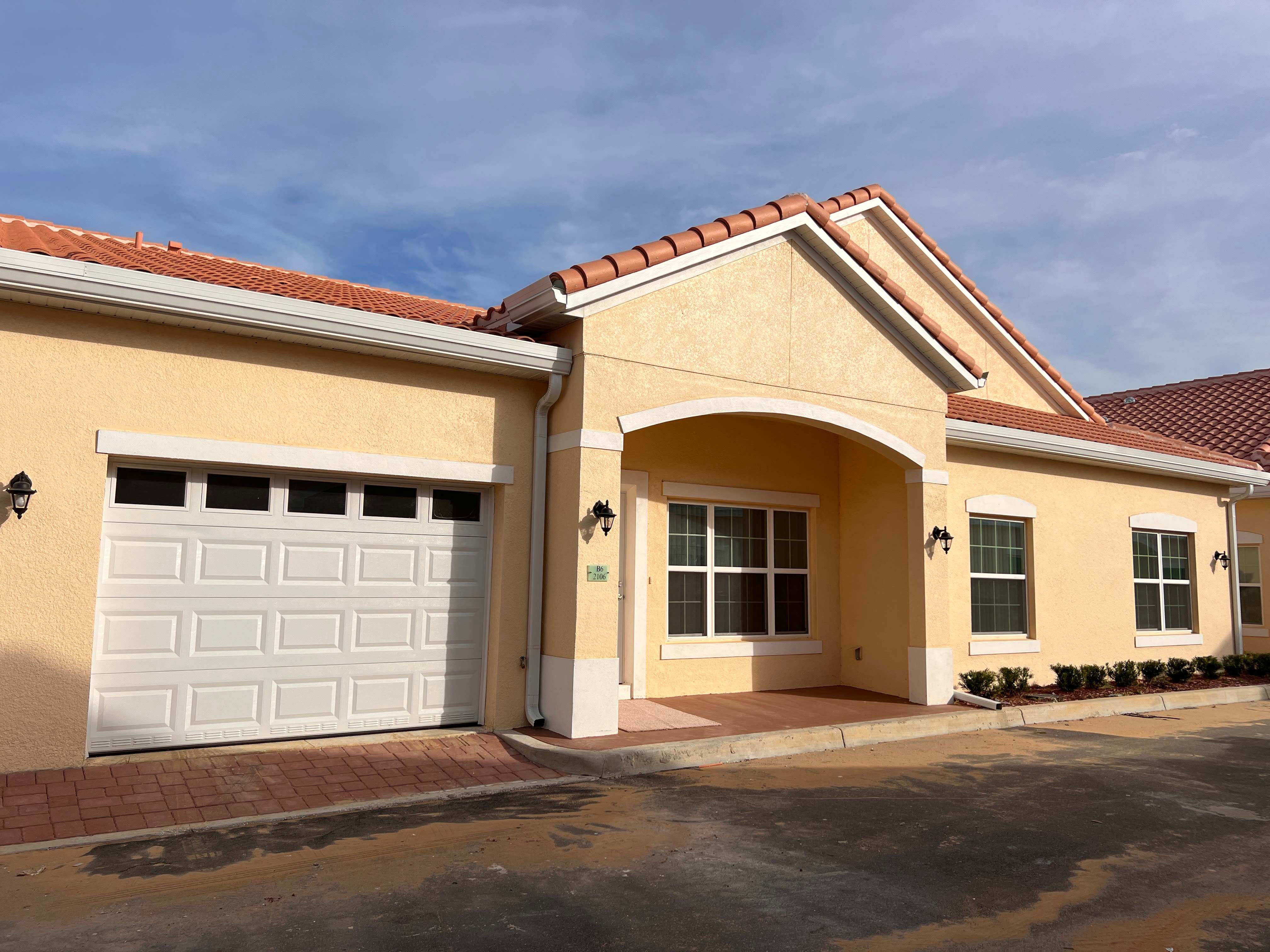2106 Shantiniketan Blvd – photo 1 of 58