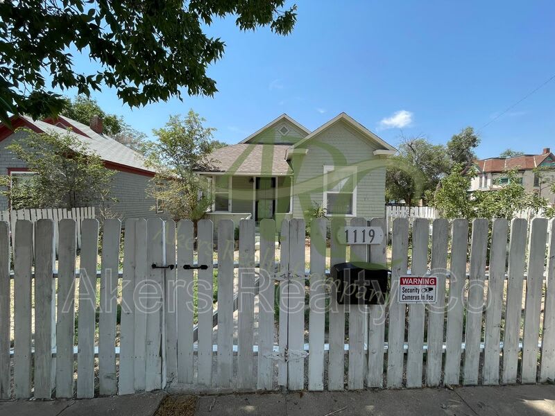 1119 West St – photo 1 of 114