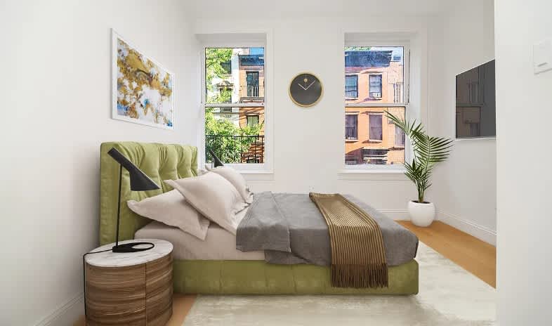 195 W 10th St – photo 1