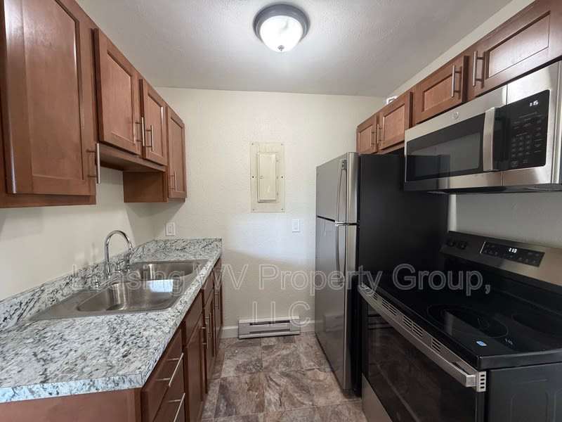 1101 Main Avenue – photo 1 of 10