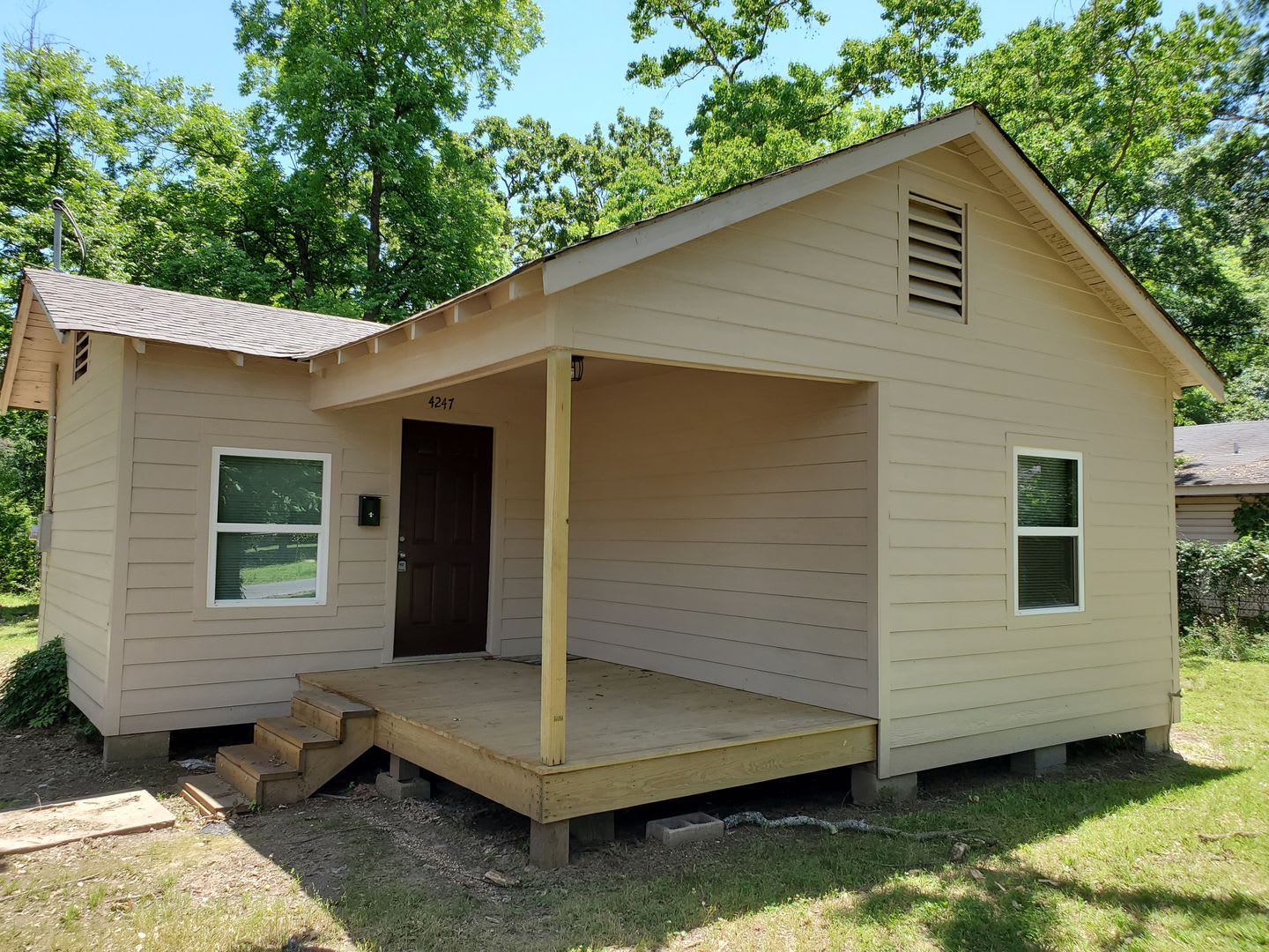 4247 Rightway Ave – photo 1