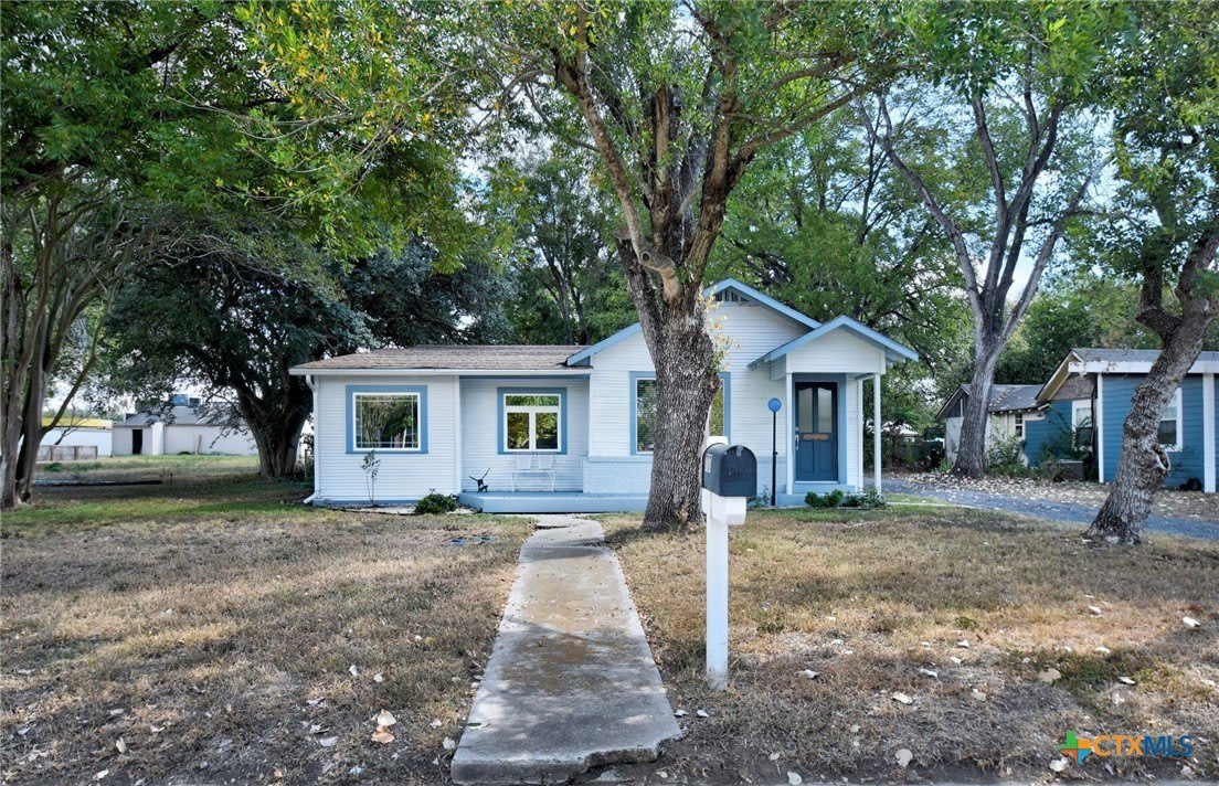 717 S Laurel Avenue – photo 1 of 20