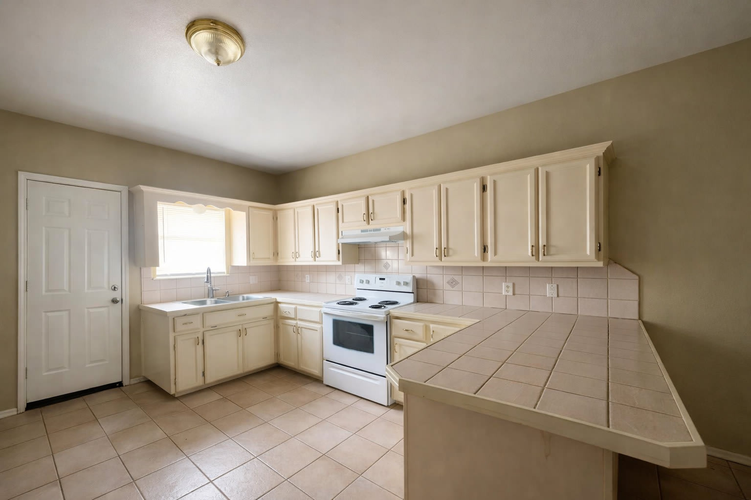 3802 Clavel St – photo 1 of 7